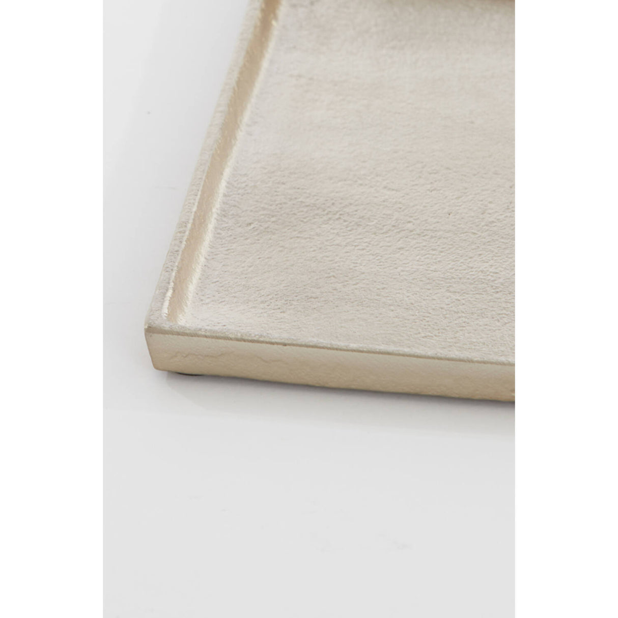 light and living maes platter