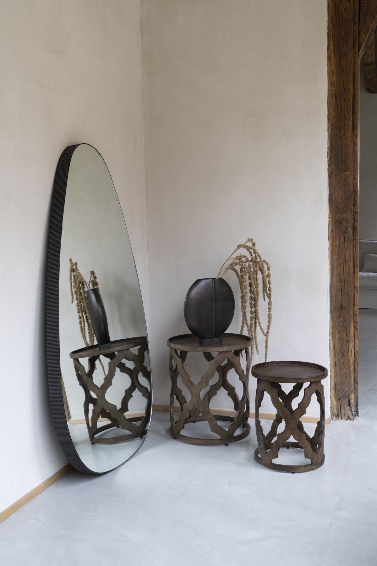 Libra set/2 Dark wood side tables
