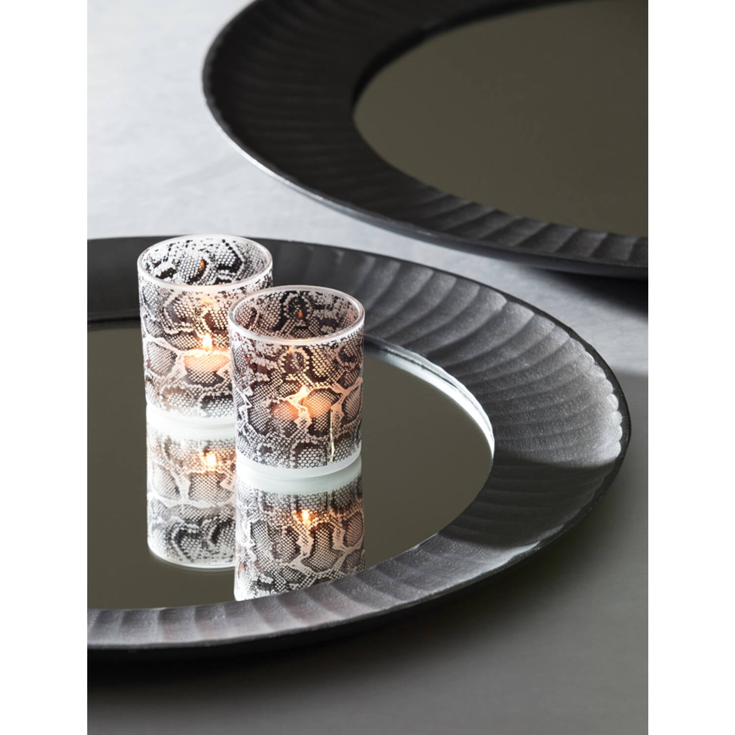 SALUDI Mirror Black Metal 61cm