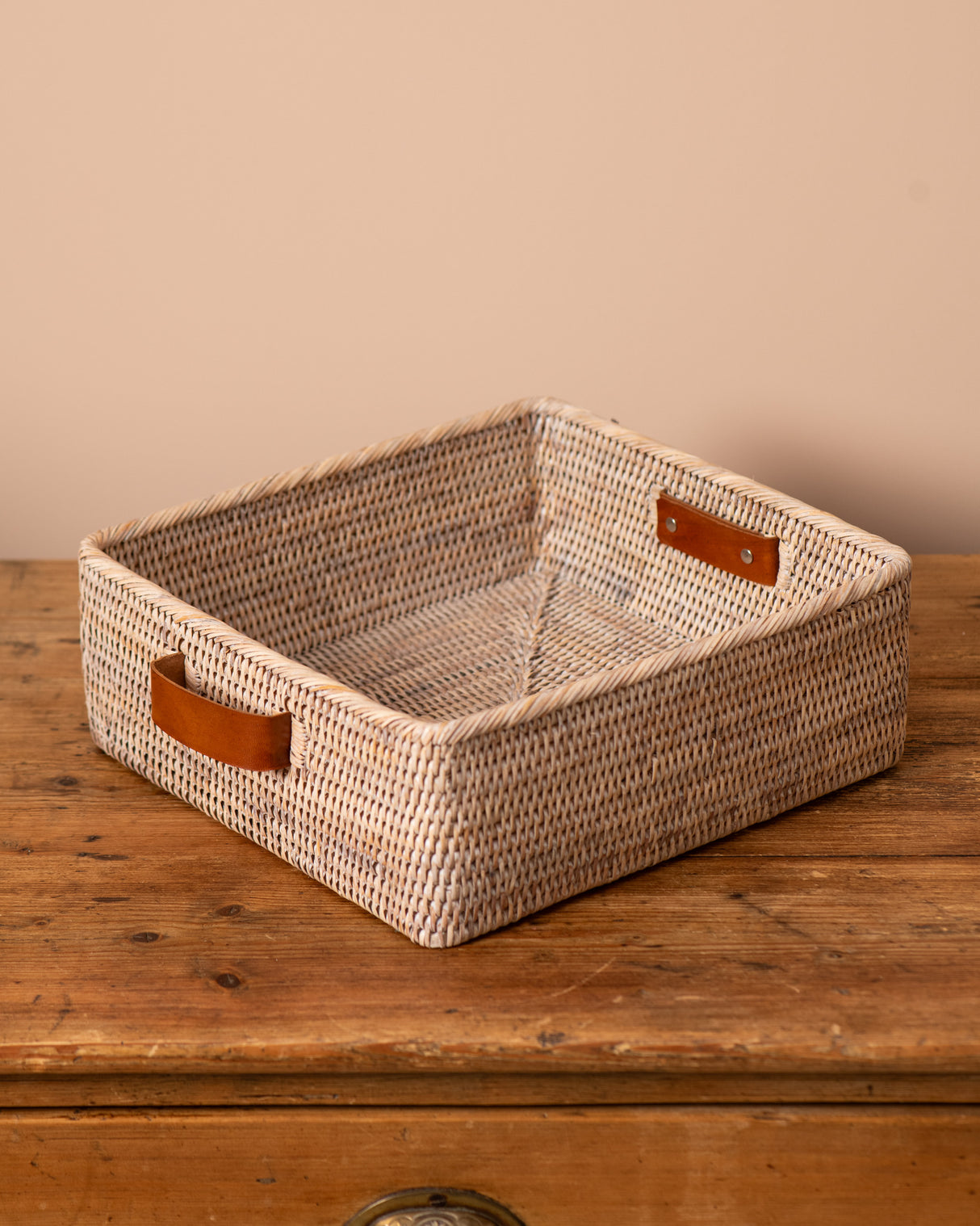 WHITE LIMED RATTAN BASKET WITH LEATHER HANDLE