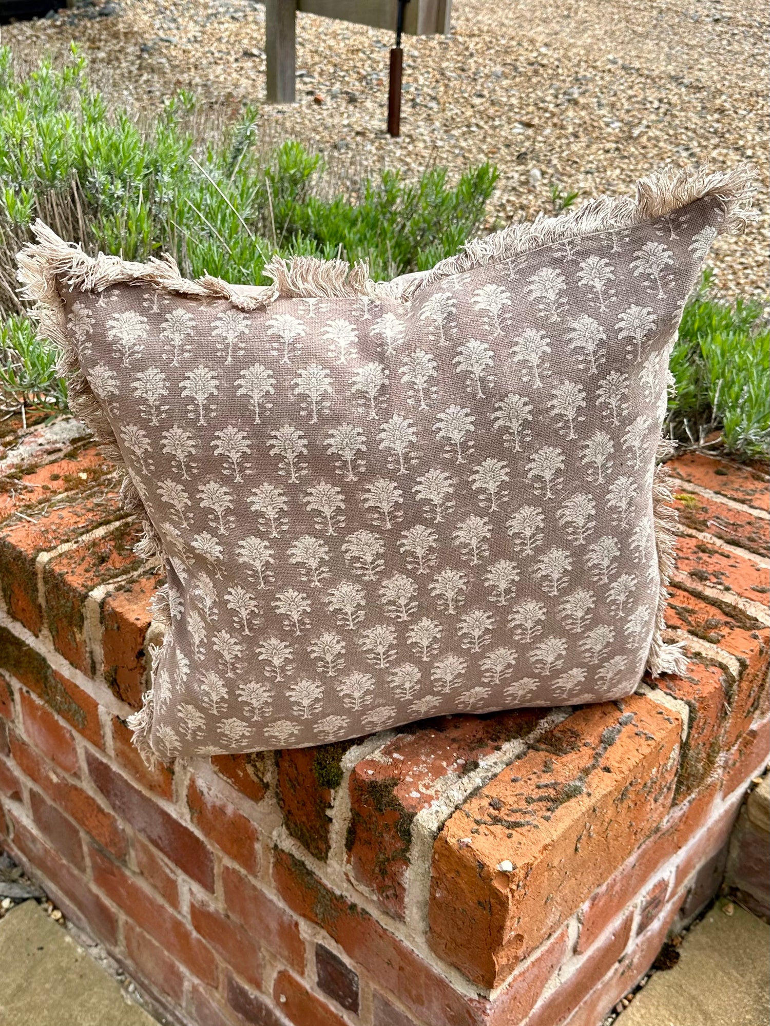 Malini Sarika Natural Cushion