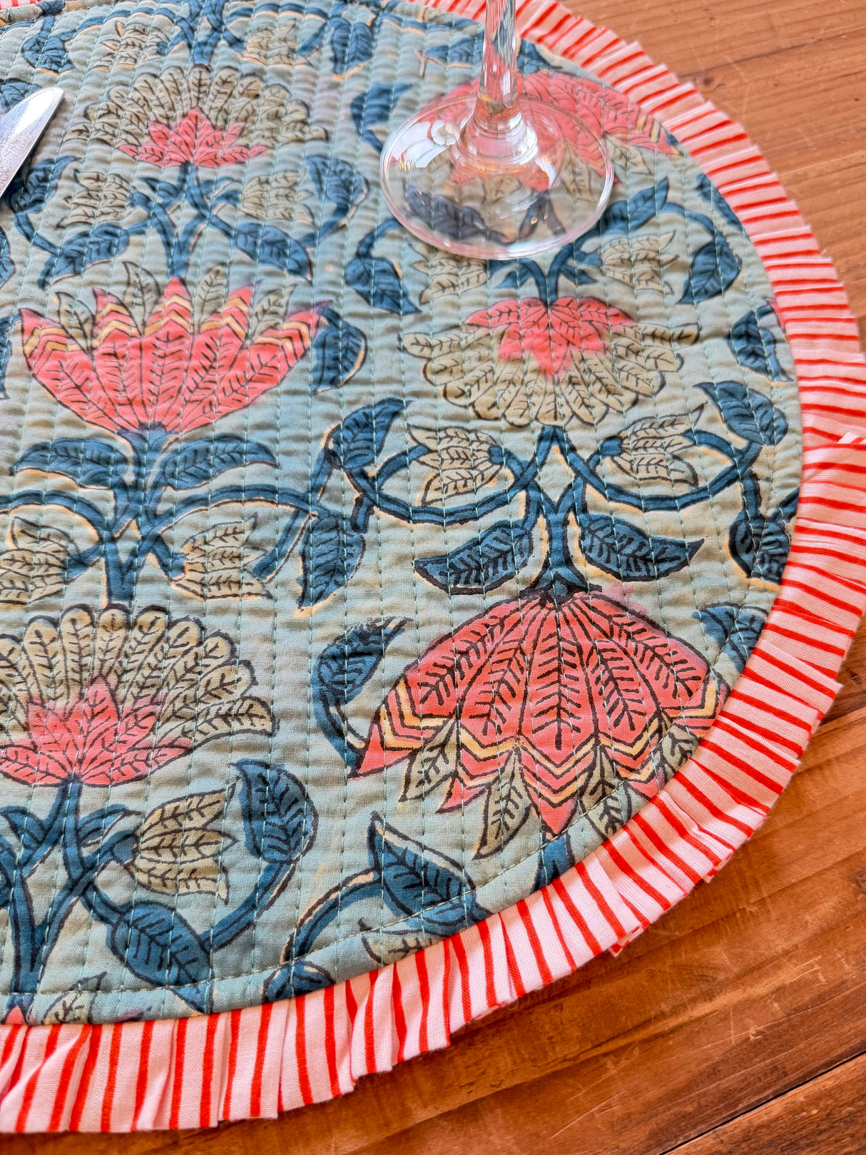 Traditional block print Green floral round table mat with frill S/6