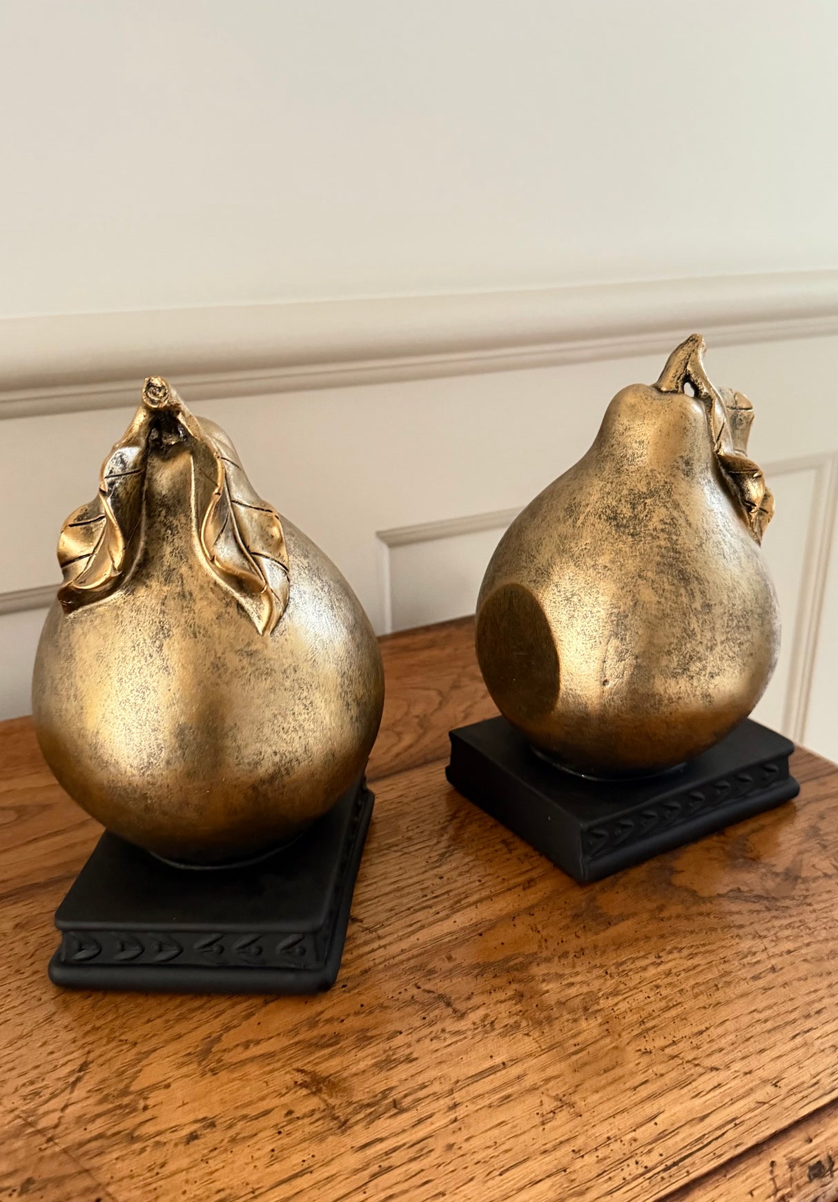 ALDERTON PEAR BOOKENDS S/2