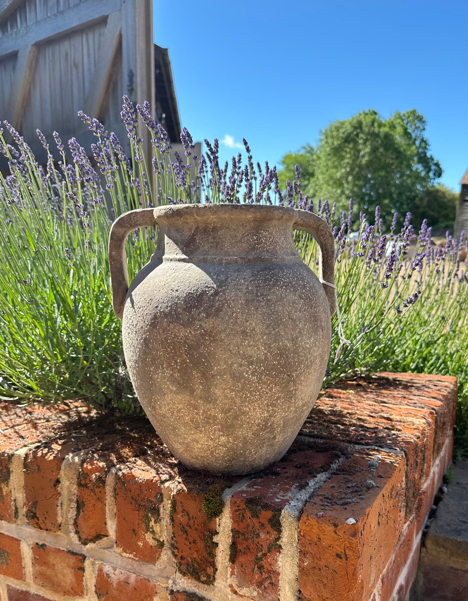 LOCKTON PLANTER WITH HANDLES