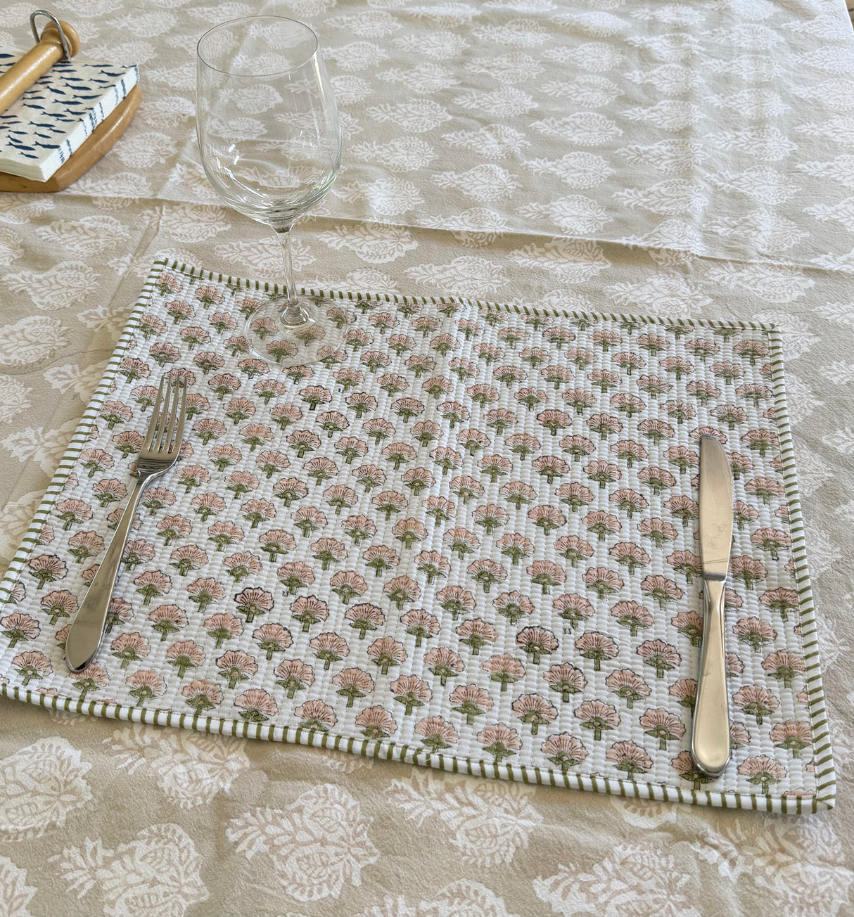 ANILA - Traditional block print quilted placemat S/6
