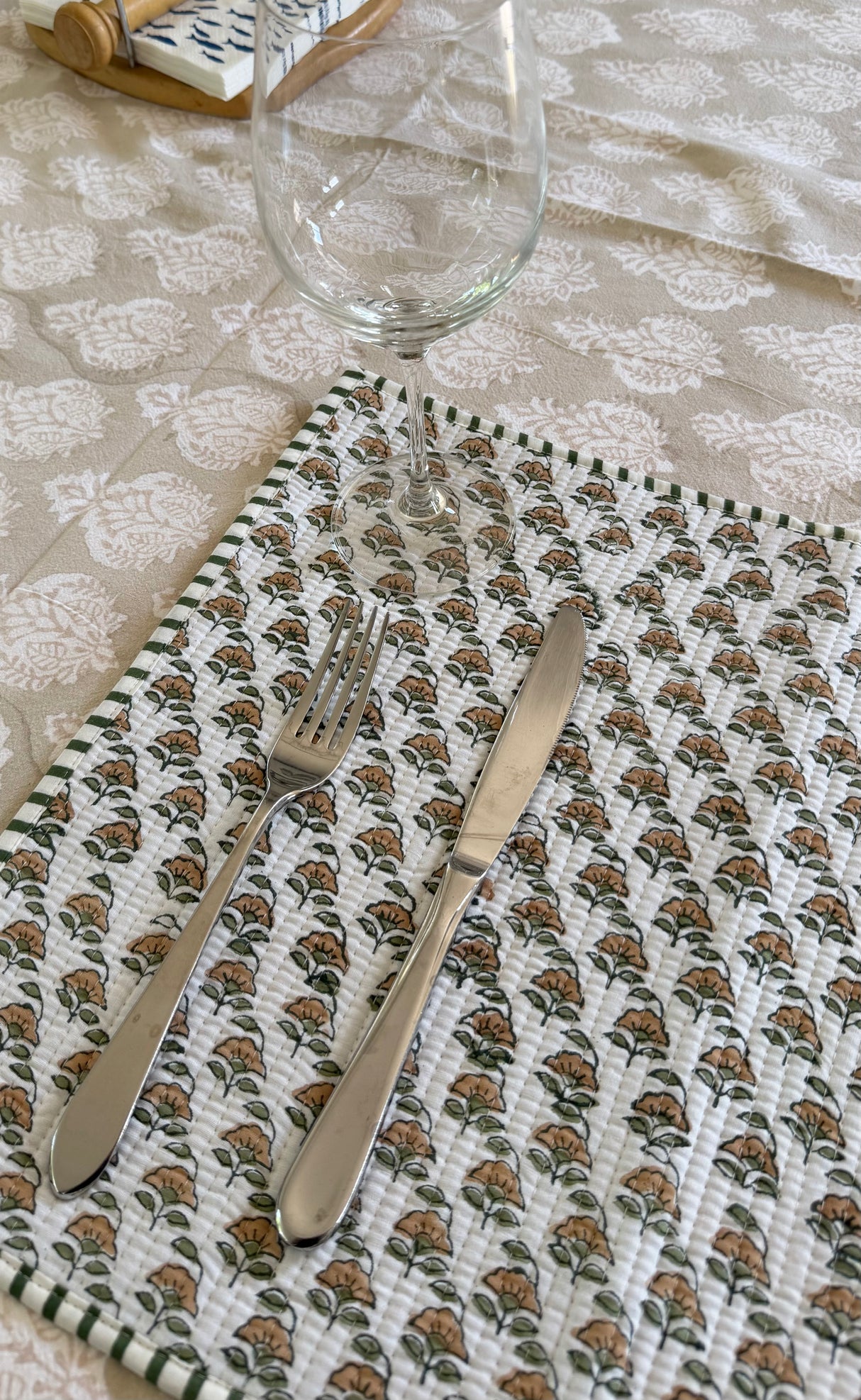 VANA - Traditional block print quilted placemat S/6