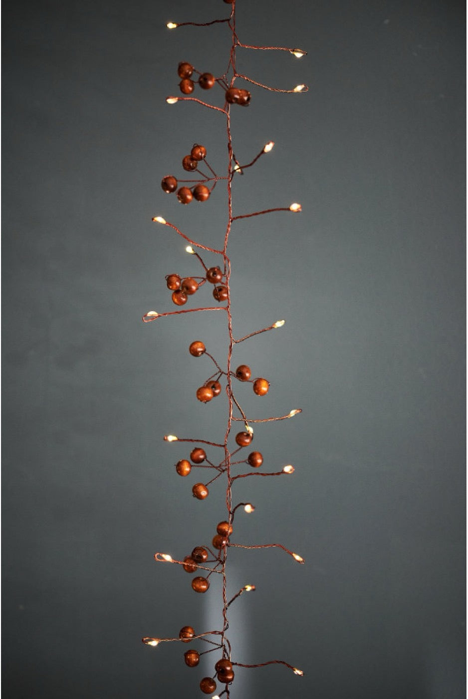 Woodland Berry Garland (battery)