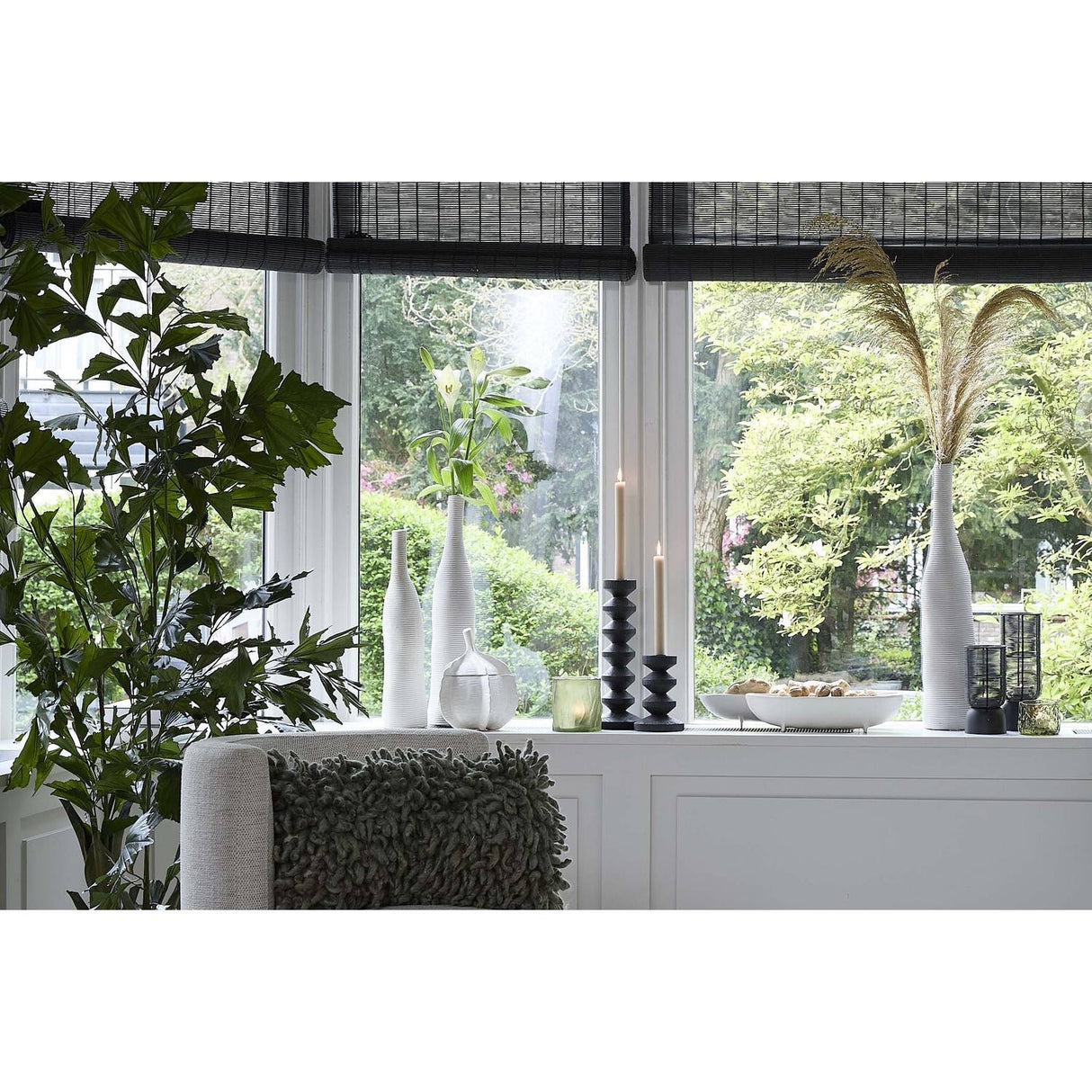 White Dish on Base 50cm ROSANA WHITE