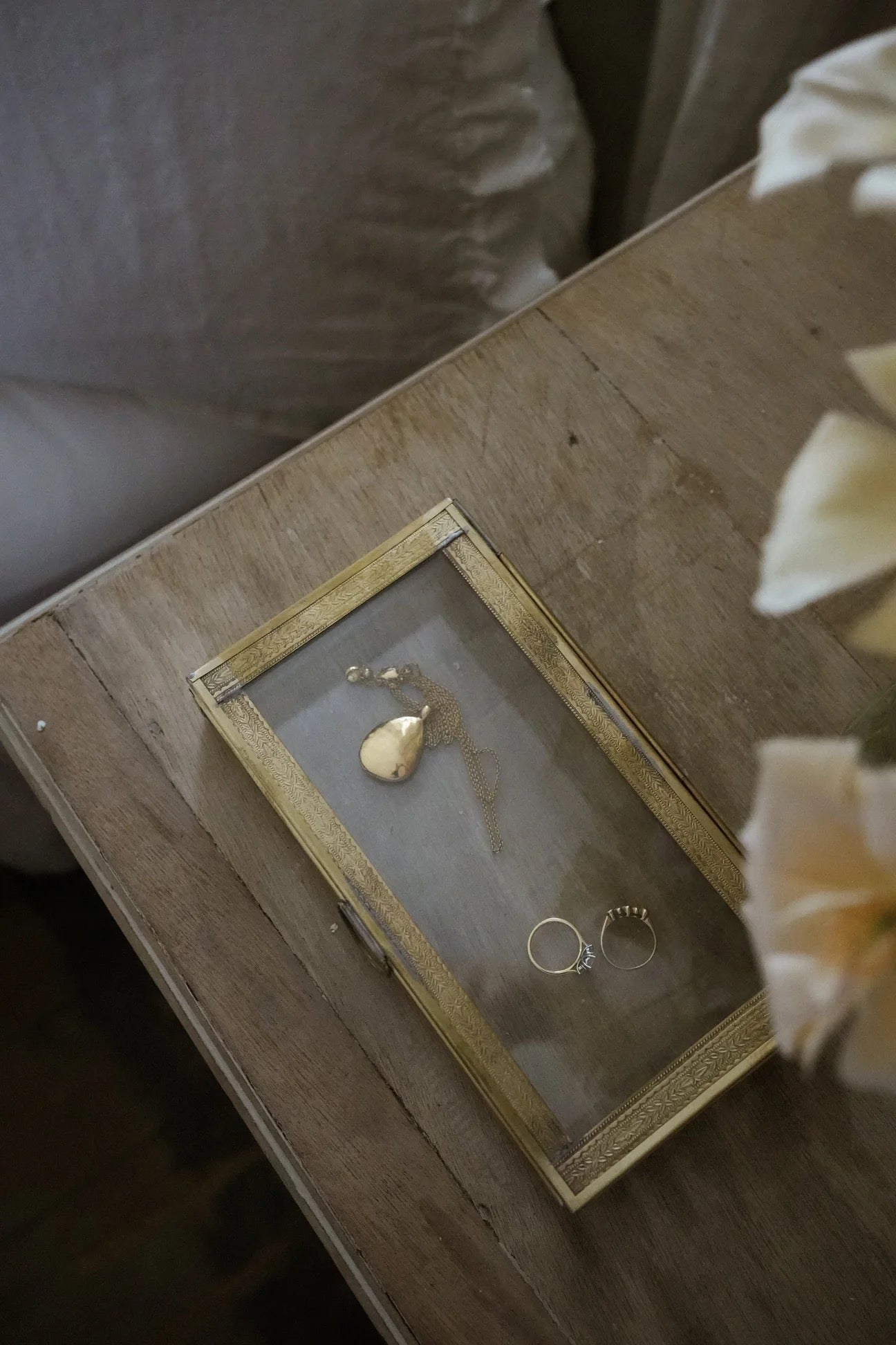 Decorative Glass box - Large (in cotton bag)