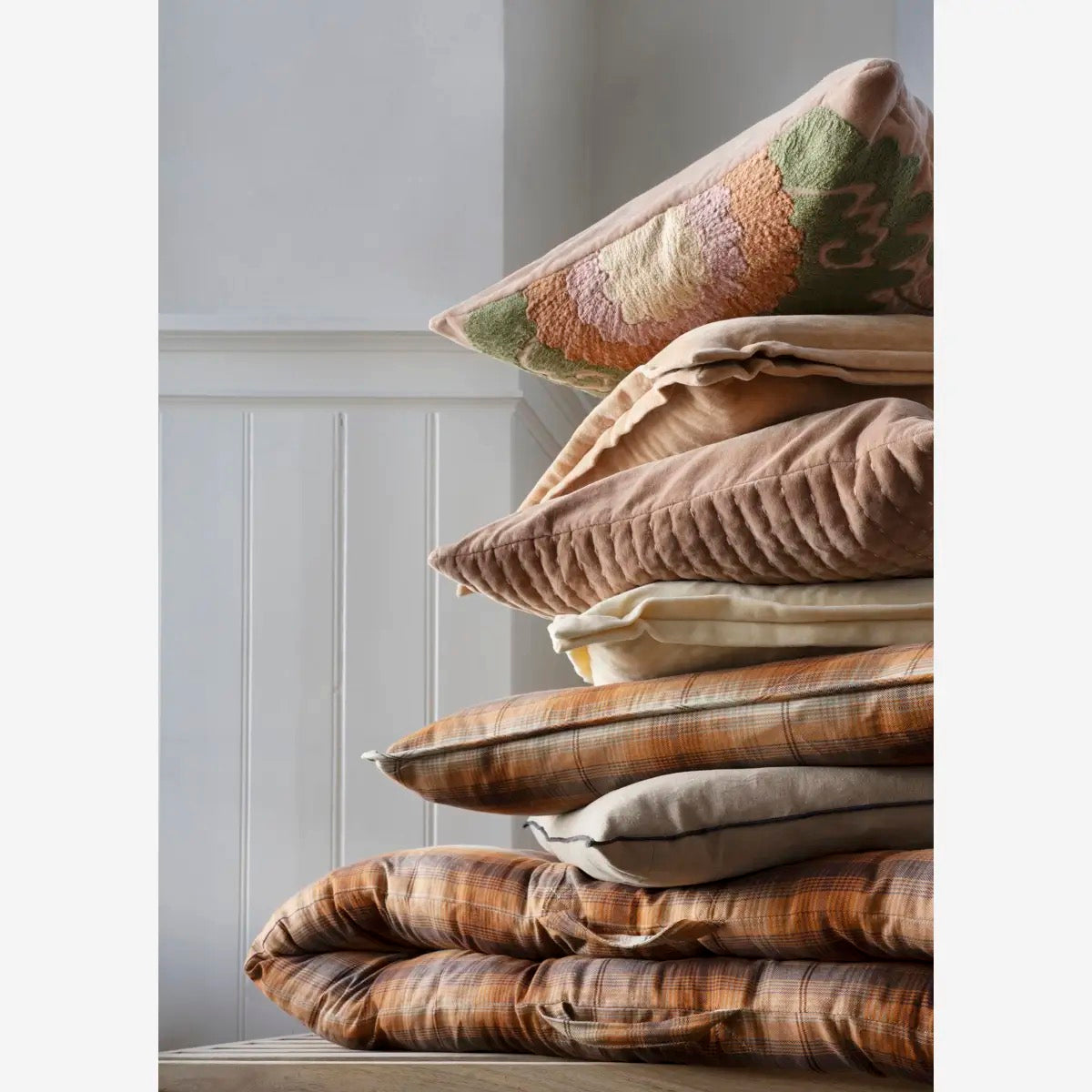 QUILTED VELVET CUSHION COVER - DUSTY ROSE