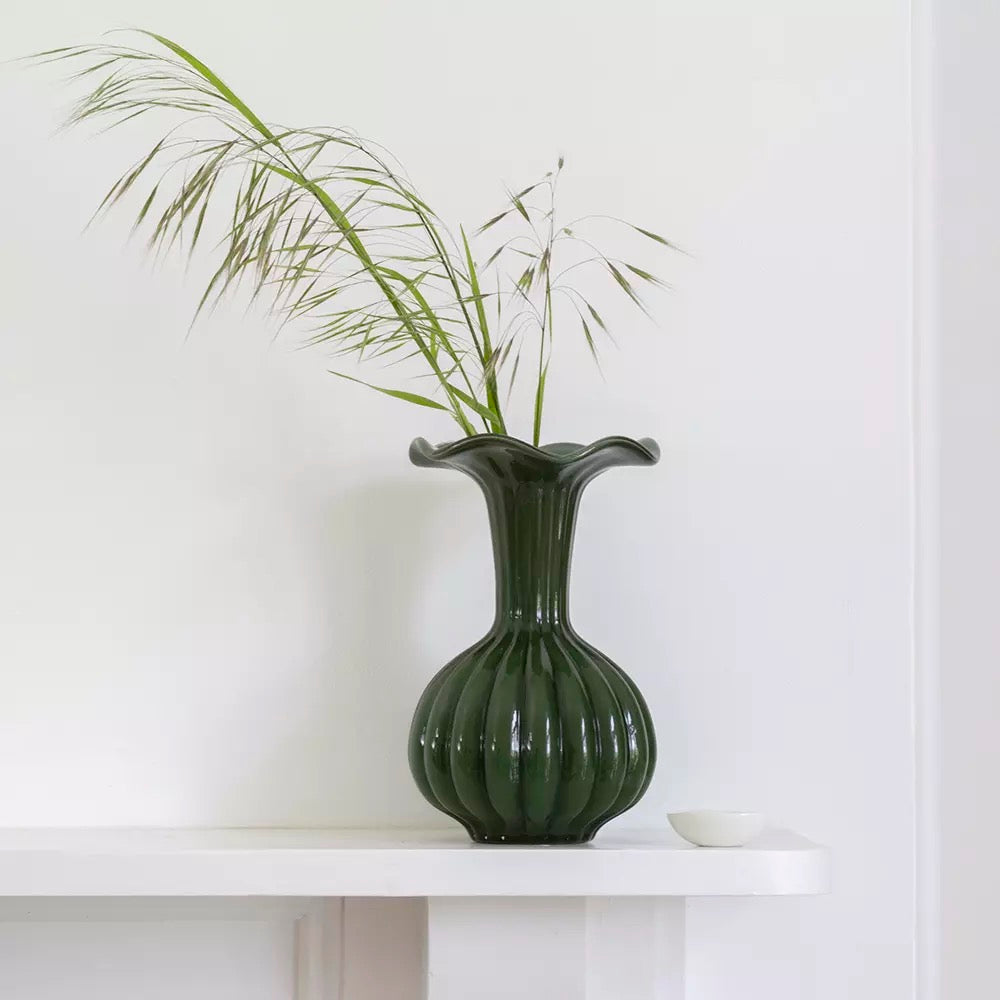 Glass Vase With Frill Rim Harper
