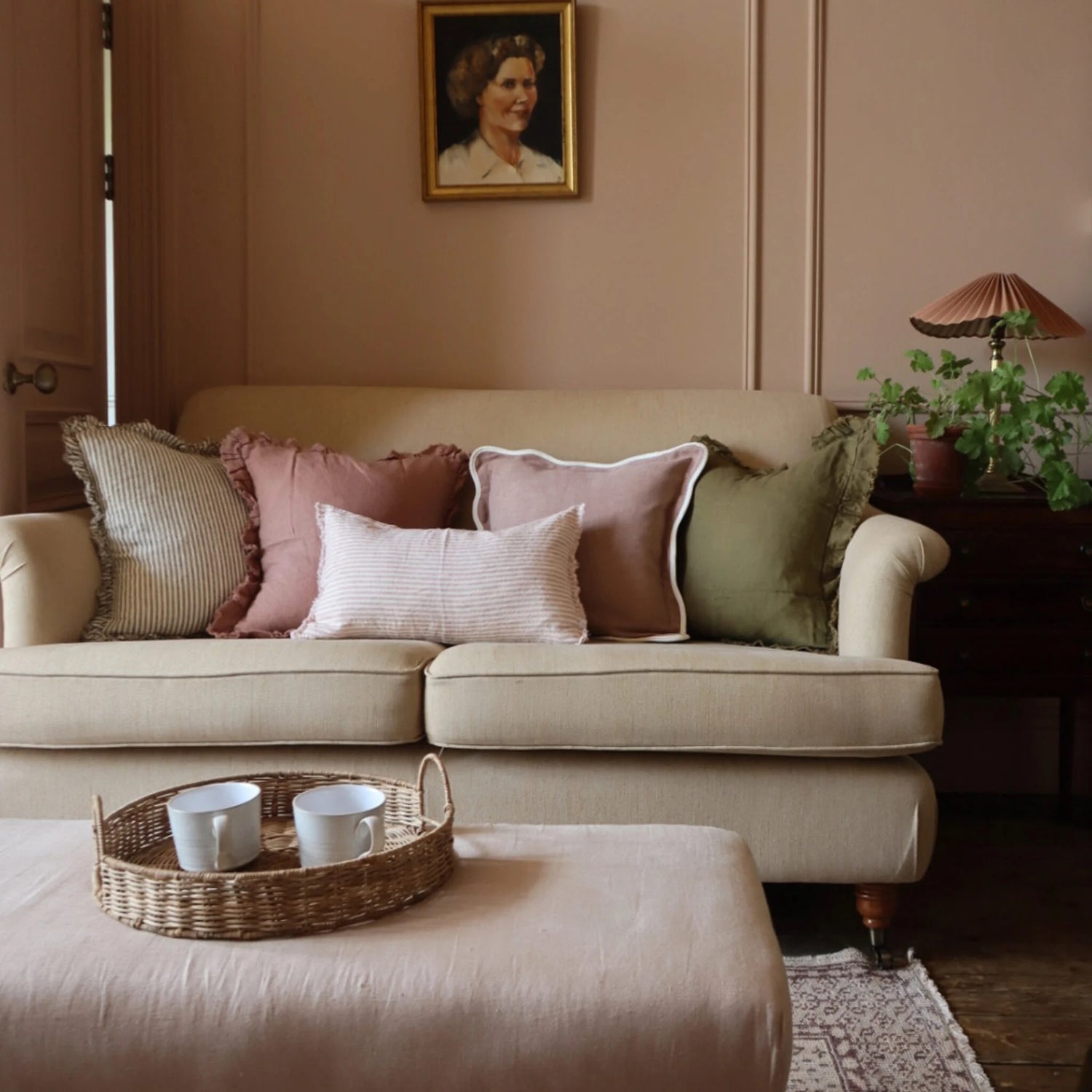 Chloe Dusty Pink Scalloped  2 sizes - Linen Blend