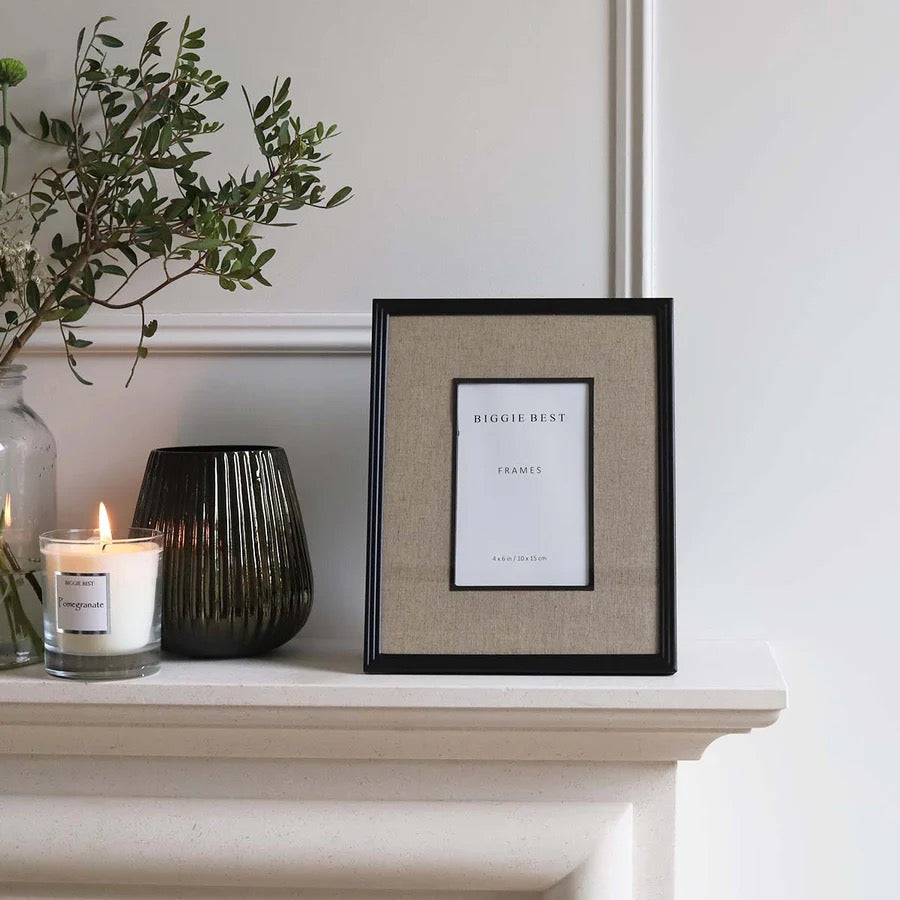 4X6 LINEN BORDER BLACK FRAME