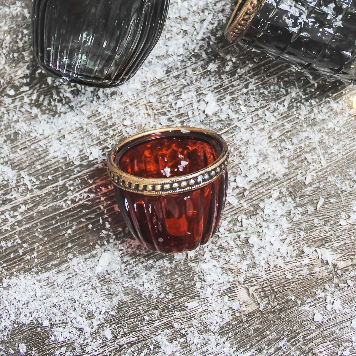 RED GLASS TEALIGHT HOLDER
