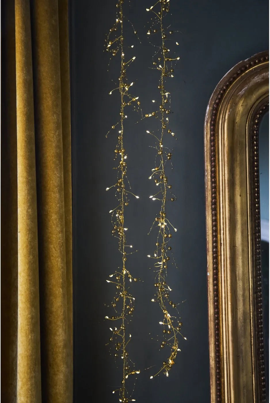 Gold Pearls Garland 2m (battery)