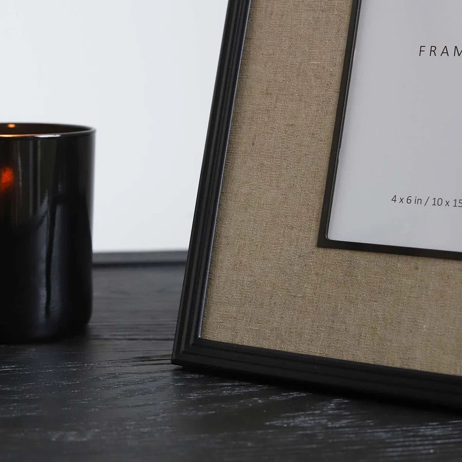 4X6 LINEN BORDER BLACK FRAME