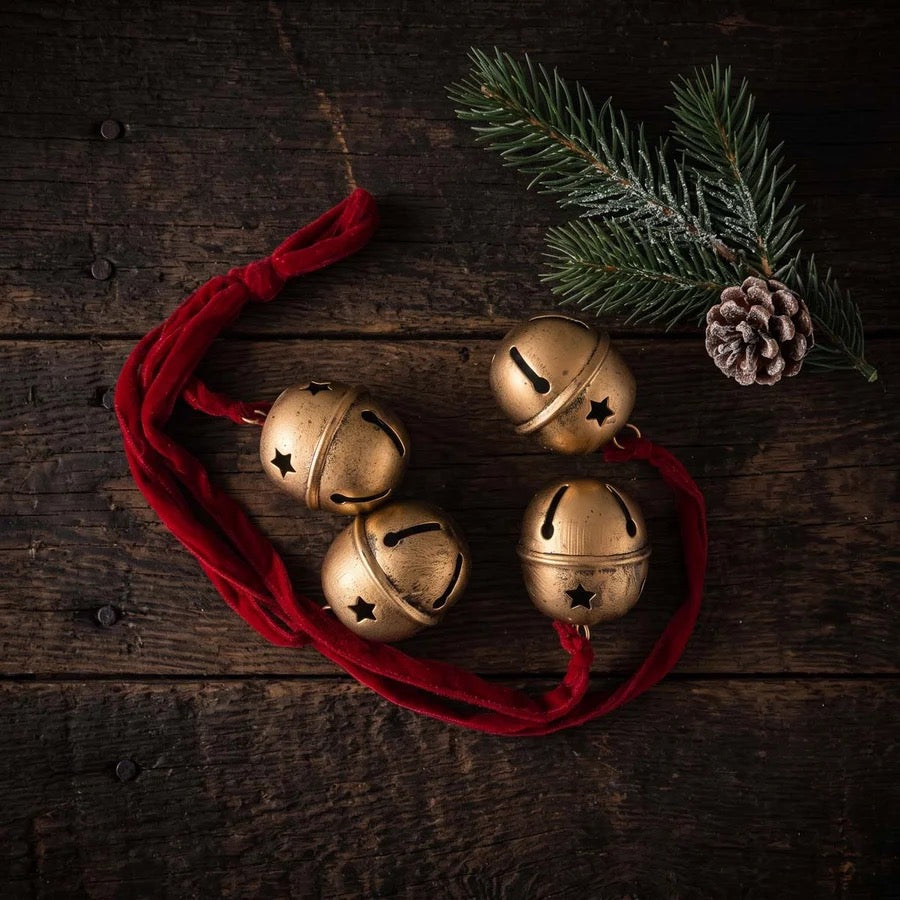 GOLD BELL HANGER / RED RIBBON