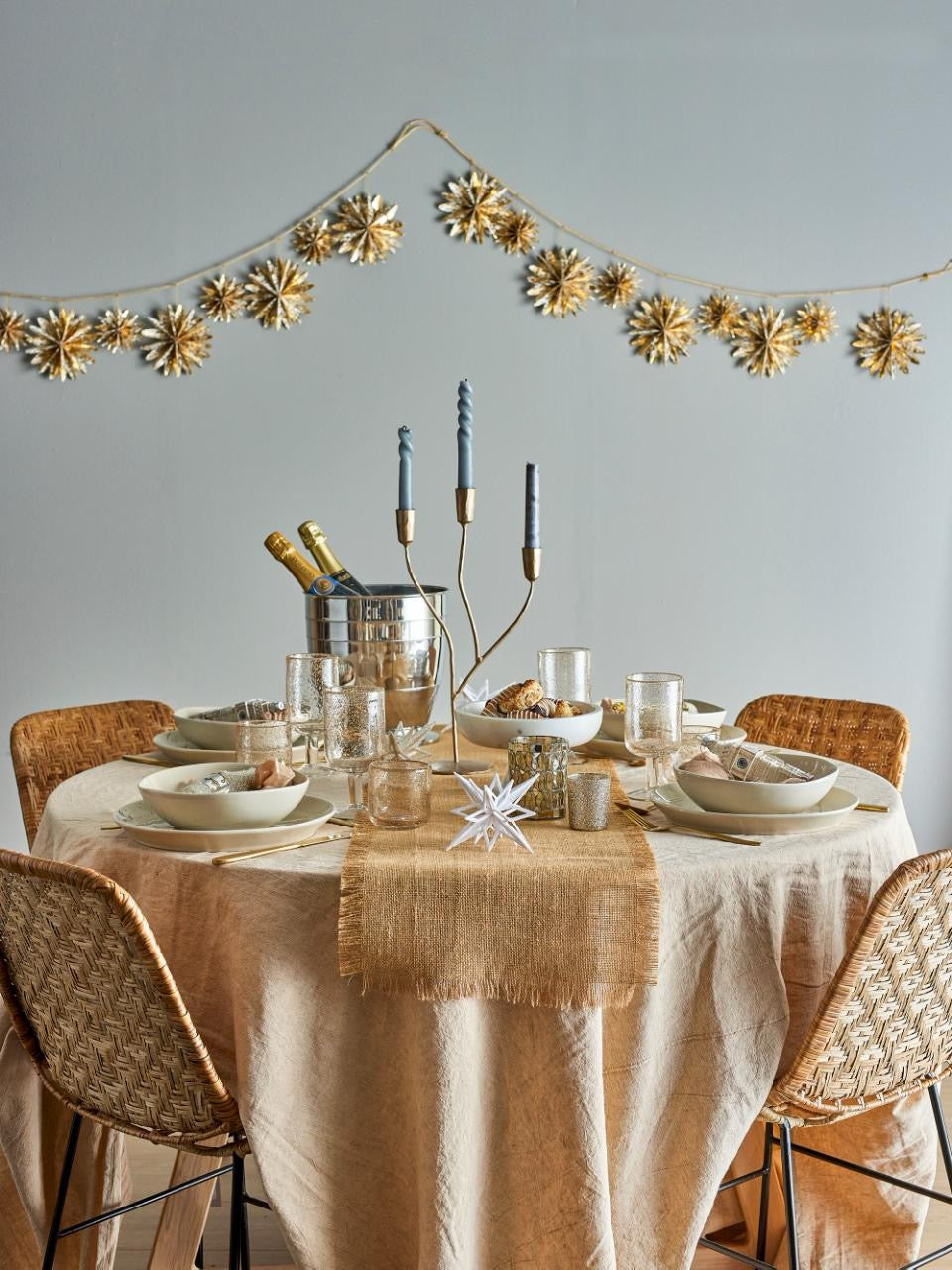 Lorine Candle Holder, Gold, Metal