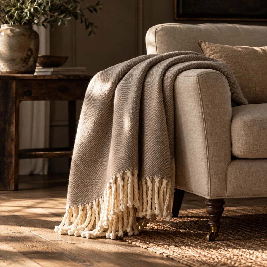 100% WOOL BEIGE THROW