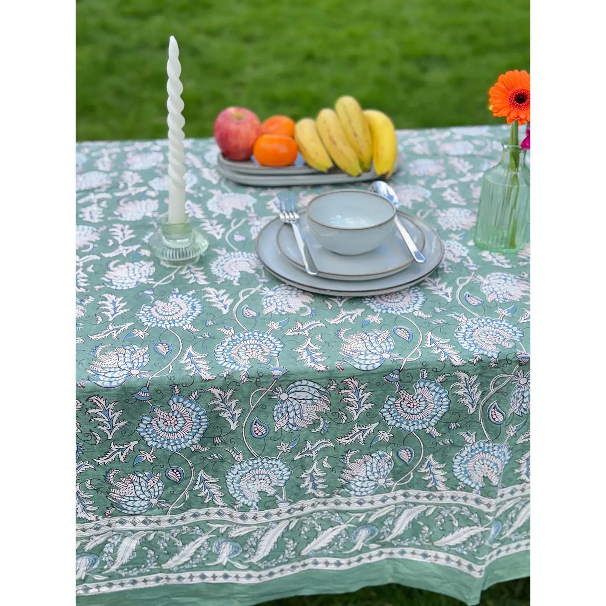PISTA - Pistachio Green Floral