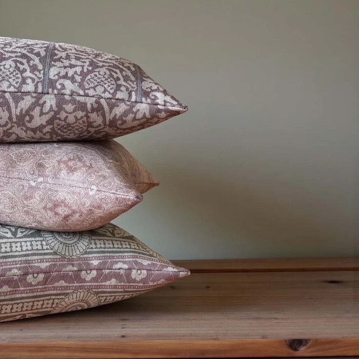 CHIMERA PINK/GREEN CUSHION