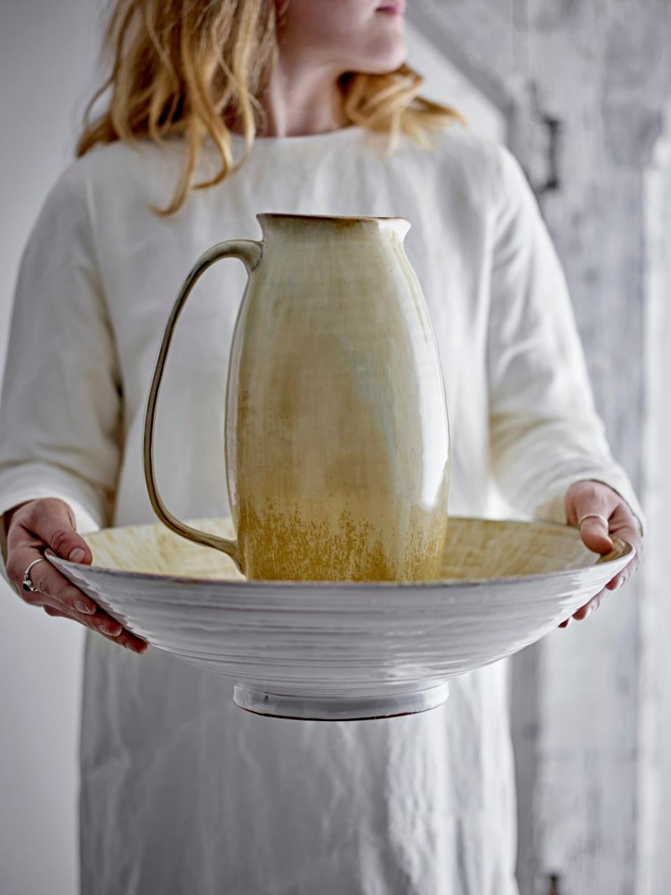 Saskia Jug, Yellow, Stoneware