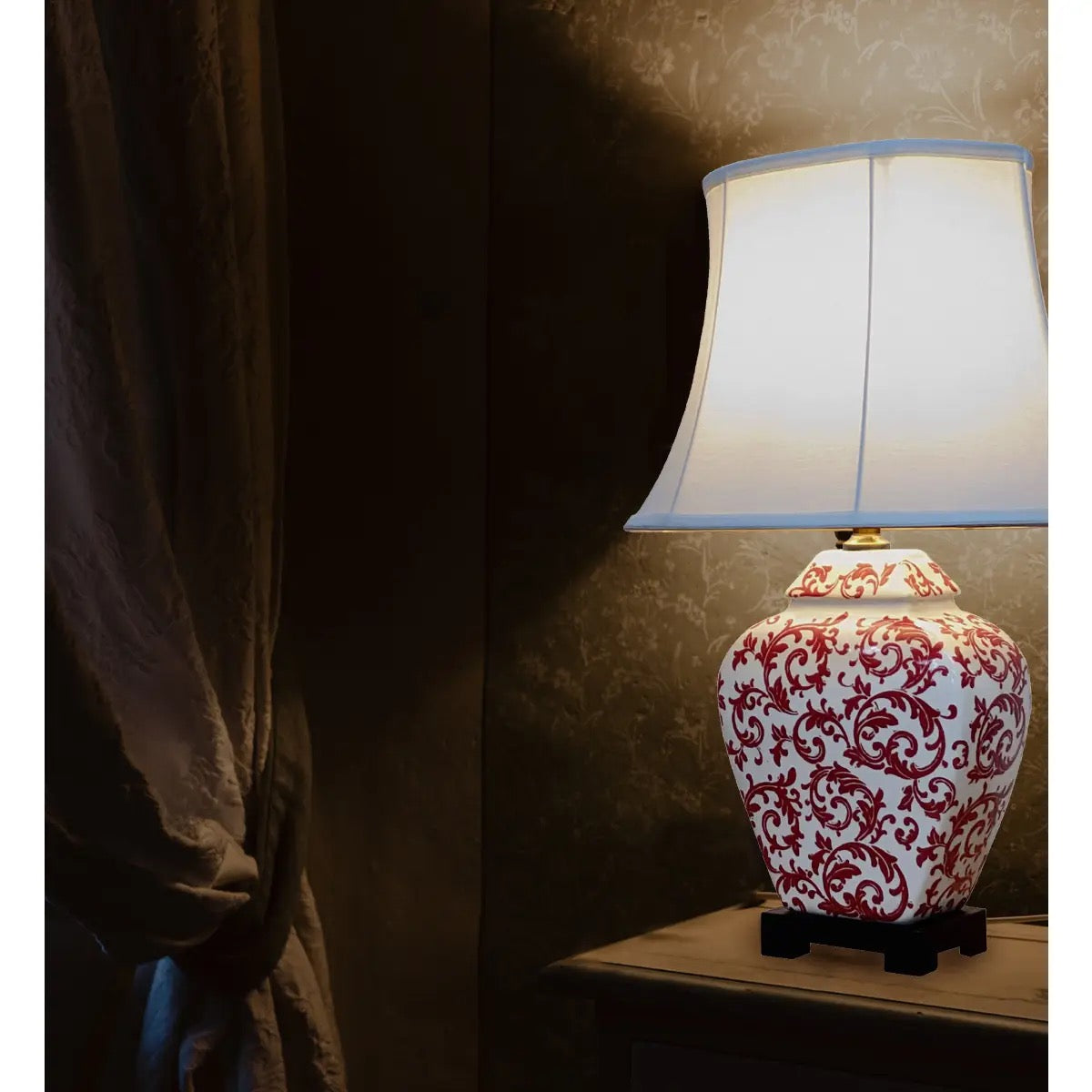 Phoenix Feather Jar Lamp