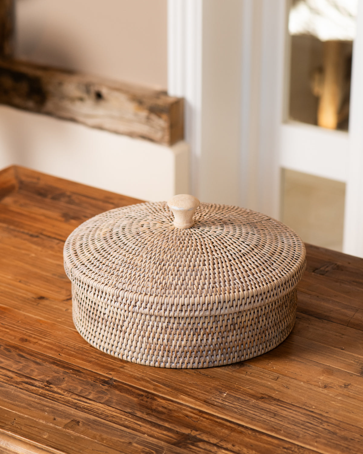 RATTAN ROUND BOX WITH LID