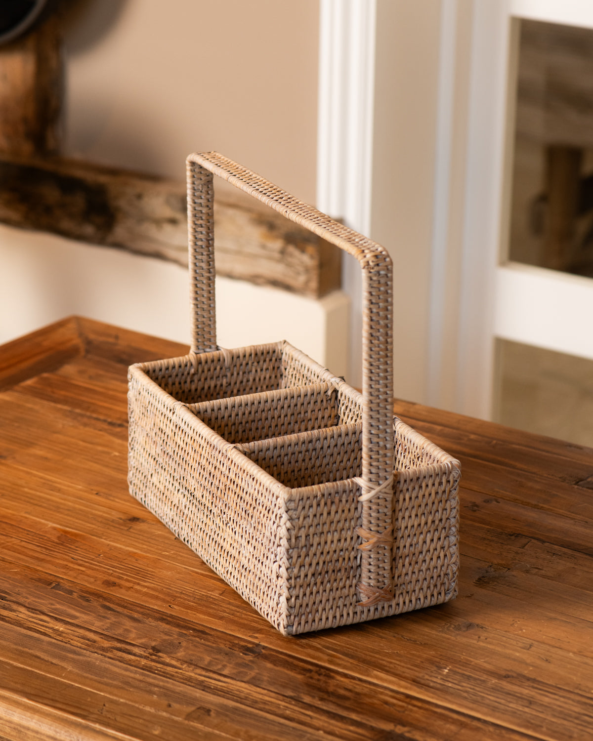 3 SECTION RATTAN UTENSIL CADDY WITH FLAT HANDLE