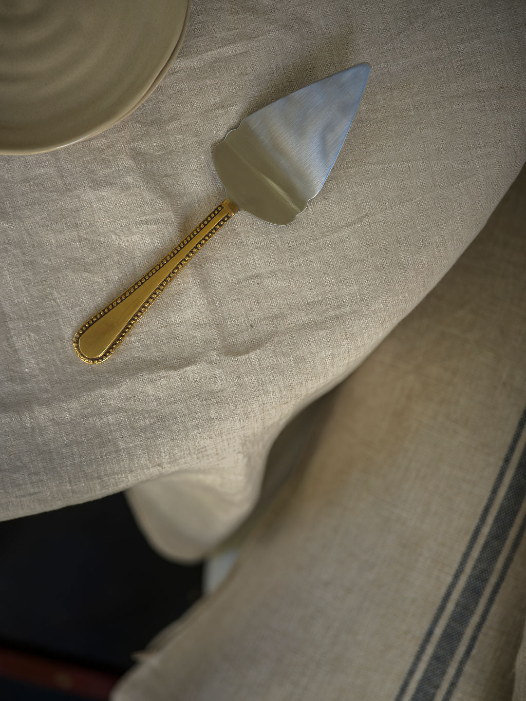 Antique Style Brass Cake Slice