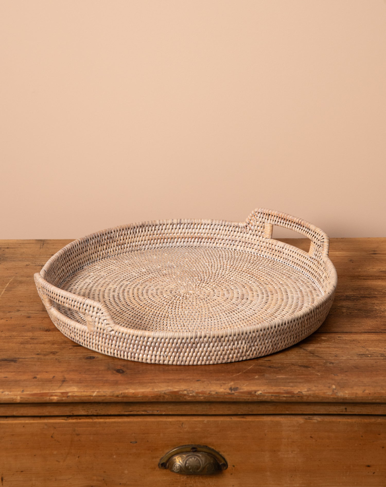 Natural White Limed Round Rattan Tray