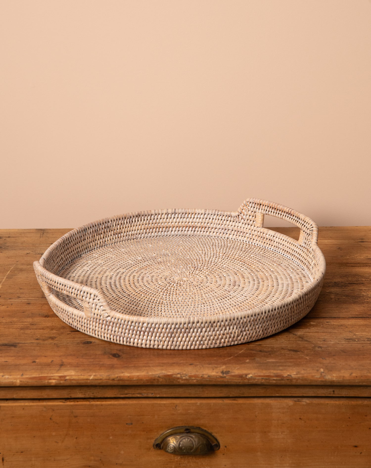 Natural White Limed Round Rattan Tray