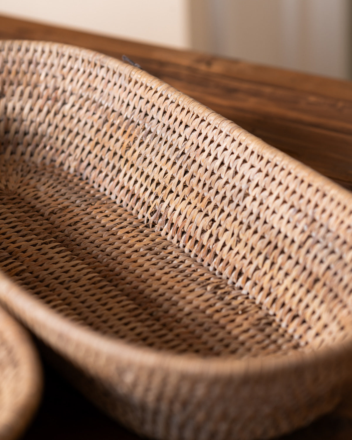 SET OF 2 LONG OVAL RATTAN TRAYS
