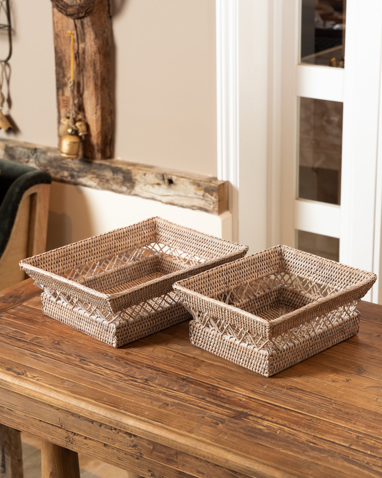 RATTAN DECORATIVE RECTANGLE TRAYS - 2 SIZES