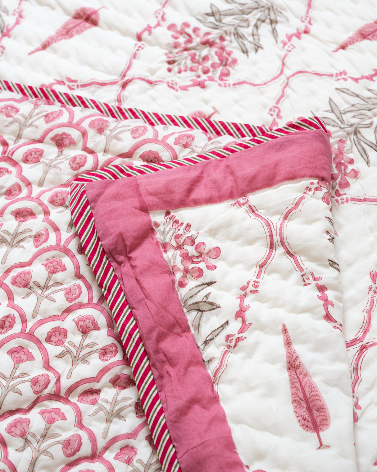 Block print hand made Quilted Bedspread - Pink