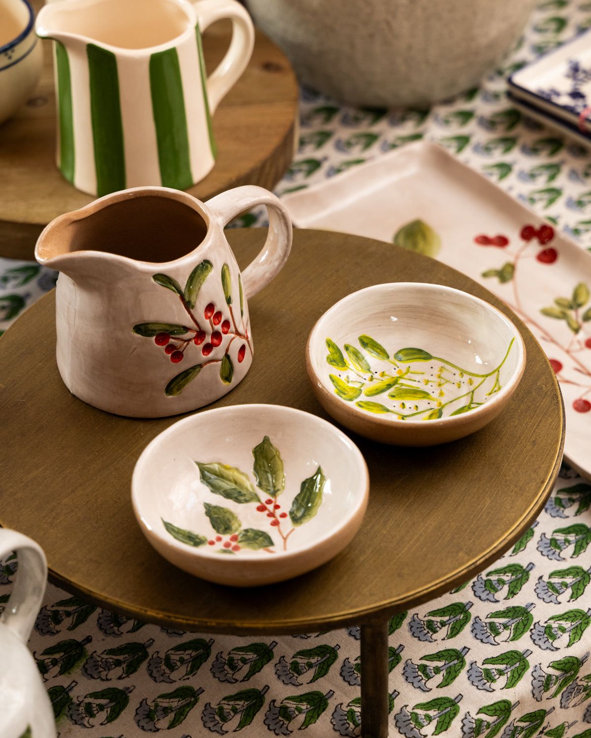 Stoneware Mug - Mistletoe