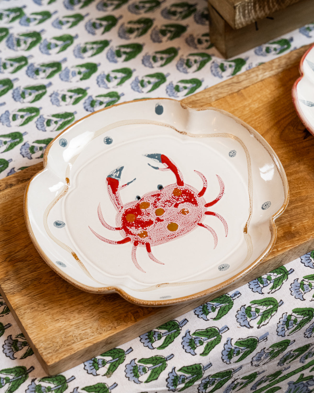 Stoneware Fluted Plate 20cm - Crab