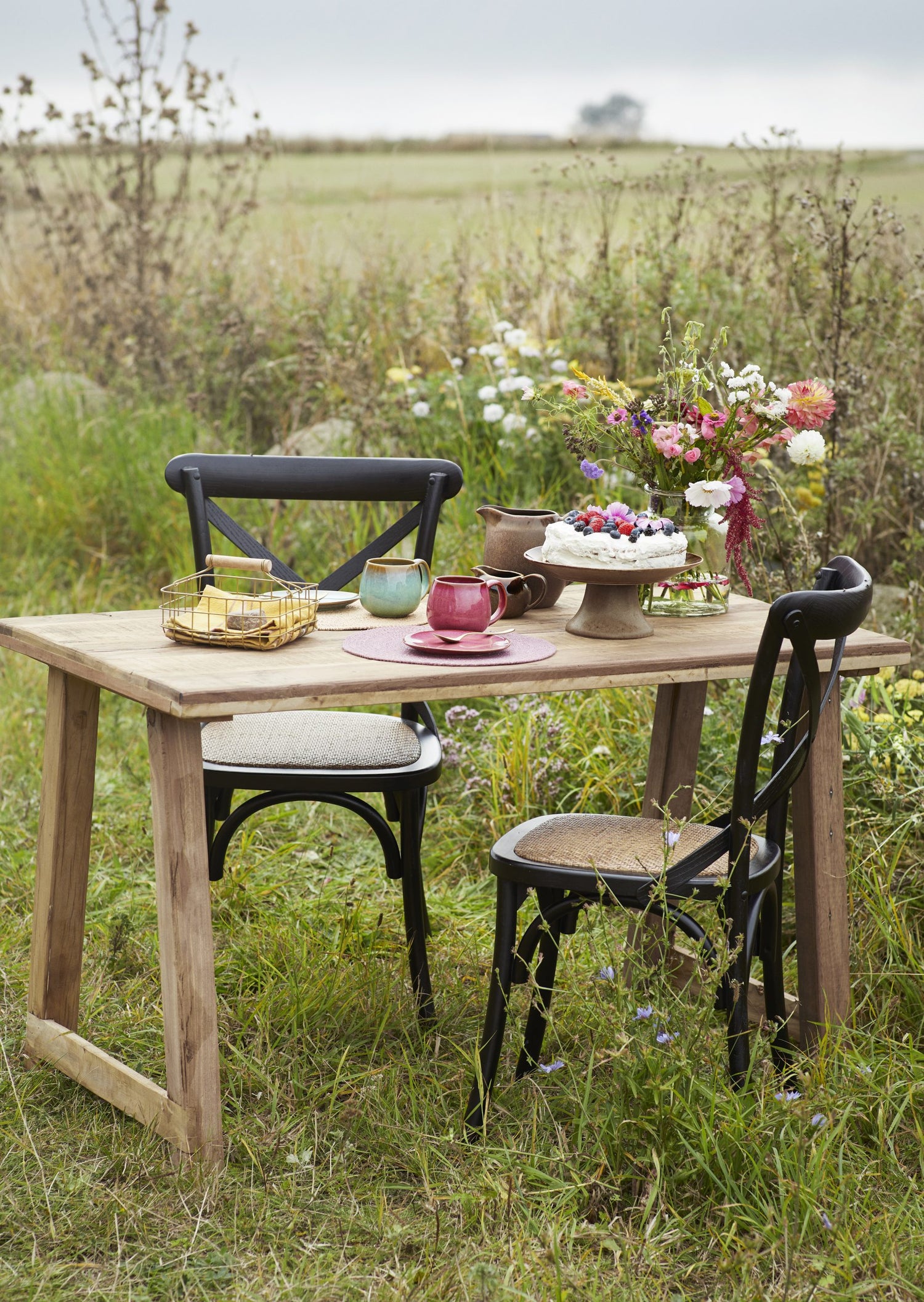 IRON NAPKIN HOLDER W/ HANDLE