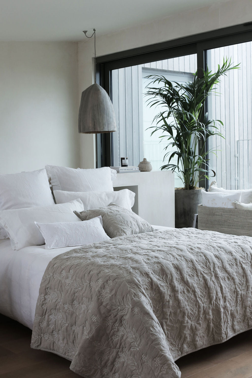 Botanique Natural Leaf Bedspread