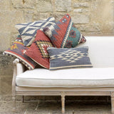 Jute Cushion Onduli