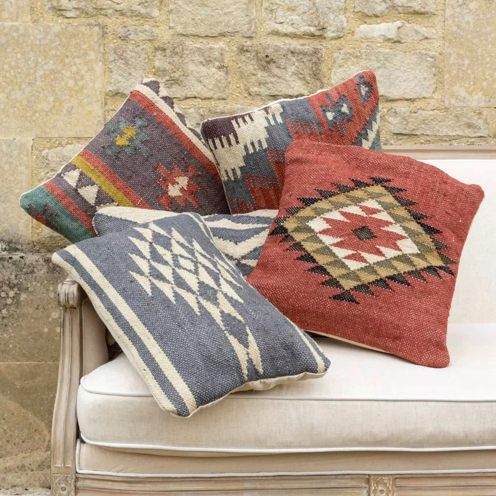 Jute Cushion Usangu