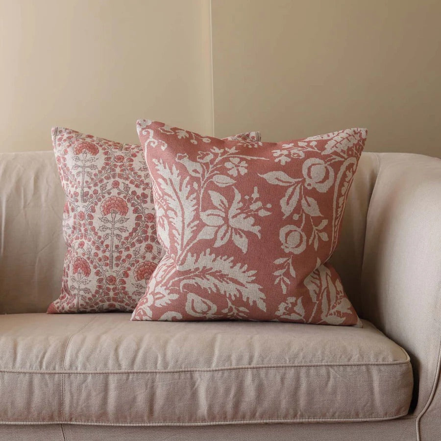AMISTAD CUSHION - ROUGE