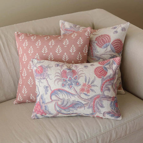 CONIFER CUSHION - ROUGE