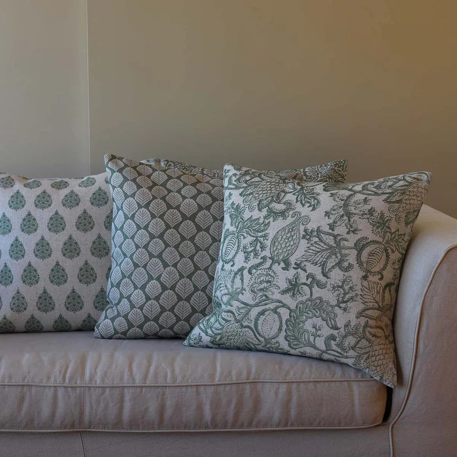 PARVATI CUSHION - OLIVE