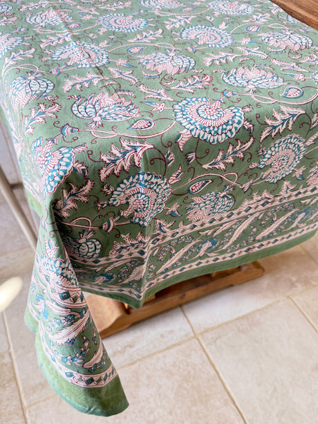 PISTA -  Pistachio Green Floral