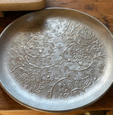 Set/2 Silver Embossed Aluminium Trays