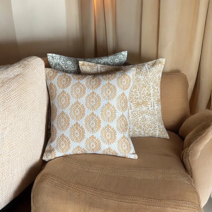 MERANTI, OCHRE CUSHION
