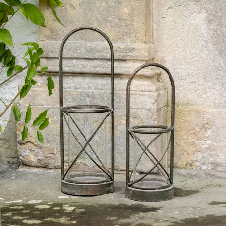 Hurricane Lamp With Handle