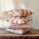 PILVITI STRAWBERRY CUSHION