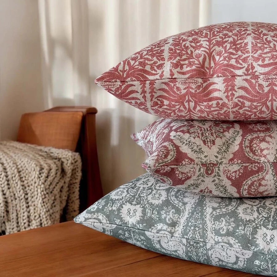 ORIENTAL GARDEN, ROUGE CUSHION